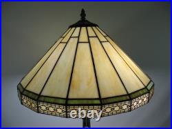 16 1/2 TIFFANY STYLE STAINED GLASS ART DECO MISSION FILIGREE Table LAMP SHADE
