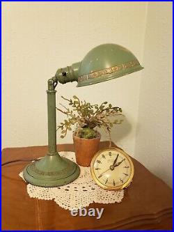 1930's Vintage Greist Table or Desk Lamp