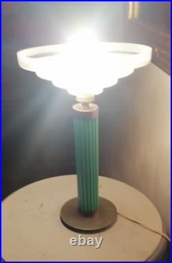 1930s Modernist Art Deco Lamp