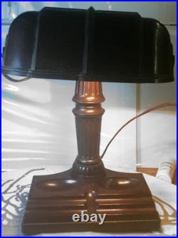 1940's BAKELITE DESKTOP LAMP GREAT CONDITION ART DECO