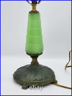 ANTIQUE ART DECO 30's SKYSCRAPER GREEN JADEITE GLASS BRONZE BASE BOURDOIR LAMP