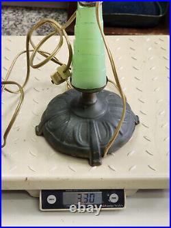 ANTIQUE ART DECO 30's SKYSCRAPER GREEN JADEITE GLASS BRONZE BASE BOURDOIR LAMP