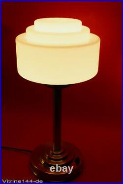ART DECO BAUHAUS Tischleuchte Stehlampe Opalglas vernickeltes Messing Tischlampe