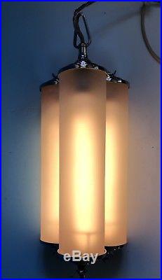 An Original English Art Deco Centre Light / Lamp By Crystex