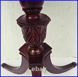 Antique 30's Art Deco 3 Leaf Clover Irish Mahogany Wood End Lamp Table Claw Foot