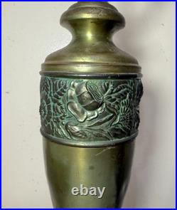 Antique Art Deco green Pittsburg hand painted glass bronze patinated table lamp