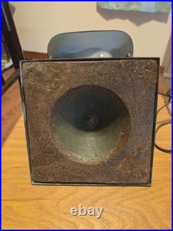 Antique Banker's Desk Lamp Emeralite No 8734 Green Shade