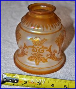 Antique Steuben Iridescent Gold Aurene Over Verre De Soie Glass Shade 2.5 fitte