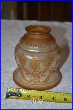 Antique Steuben Iridescent Gold Aurene Over Verre De Soie Glass Shade 2.5 fitte