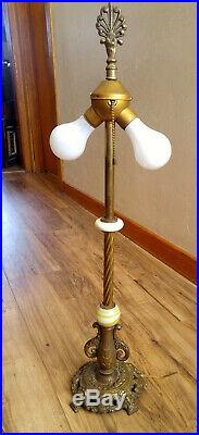 Antique Vintage Art Deco Cast Iron & Akro Agate 2 Socket Table Lamp