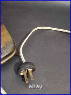 Art Deco Bronze 2 Nudes Table Lamp with Pink Globe