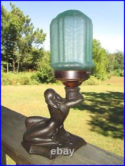 Art Deco Lady Figural Lamp With Vaseline Glass Shade