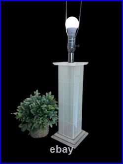 Art Deco Modernist Style Skyscraper Lucite Table Lamp 34