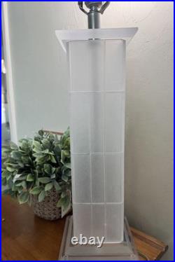 Art Deco Modernist Style Skyscraper Lucite Table Lamp 34