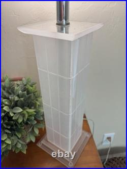 Art Deco Modernist Style Skyscraper Lucite Table Lamp 34