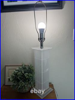 Art Deco Modernist Style Skyscraper Lucite Table Lamp 34