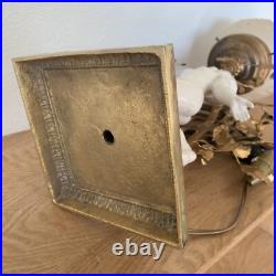 Art Deco Satin Glass PuttoWhite Antique Ceramic Globe Lamp