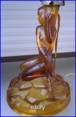 Art Deco Walther & Sohne Glass Table Lamp 1930s Read