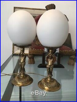 Art Nouveau pair of French cast bronze lamp base and opaline shades 26cm