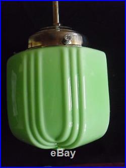 Art deco ceiling lamp. 1920/30. Original. Green Opaline globe