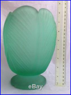 BAGLEY GLASS'TULIP' LAMP 1930s Art Deco Uranium Green Glass