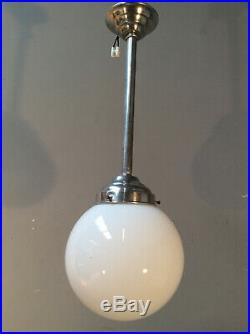 BAUHAUS Jugendstil ART DECO Lampe Milchglas-KUGEL Chrom original um 1920