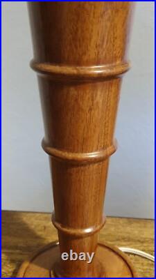 Base Lamp Art Deco Wooden. Hauteur 36 CM