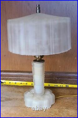 Beautiful 1930s Art Deco Boudoir Frosted White Glass Table Lamp