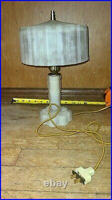 Beautiful 1930s Art Deco Boudoir Frosted White Glass Table Lamp