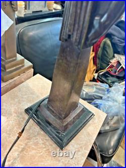 Delassament Art Deco Lady Lamp