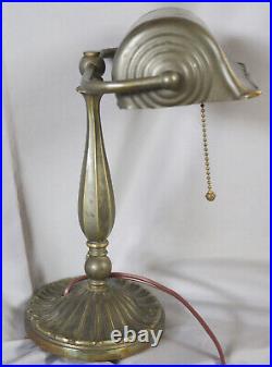 FINE ANTIQUE ART DECO BANKER'S LAMP BRONZE WITH PATINA PARTIAL REWIRE C 1920-30s