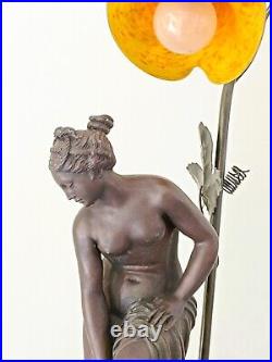 F. Moreau Art Deco Lamp in a Taste