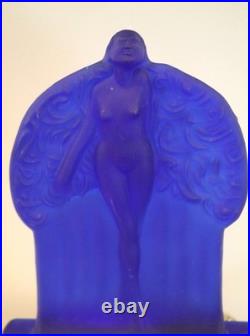 Fantastic and rare vintage cobalt blue glass art deco Fan Dancer lamp