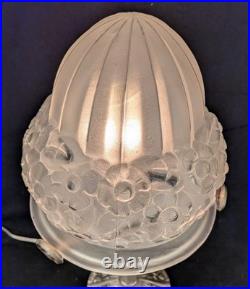 French 1930 Art Deco Table Lamp. Daum Degué era France