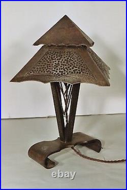 French Art Deco Wrought Iron Table Lamp