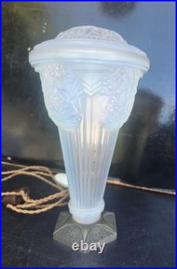 Georges Leleu/jehel Rare Night Light Opalescent Glass Art Deco 1931 Ht. 27cm