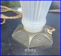 Georges Leleu/jehel Rare Night Light Opalescent Glass Art Deco 1931 Ht. 27cm