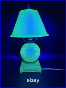 Houze Houzex Art Deco Green Uranium Glass Lamp And Shade