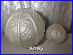 Huge art deco glass globe 1920 1930 for lamp chandelier sconce in excellent condition