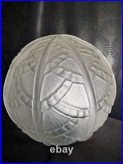 Huge art deco glass globe 1920 1930 for lamp chandelier sconce in excellent condition