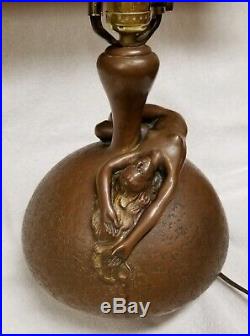 Incredible Olive Kooken 1910-1948 art deco nuavo bronze lamp
