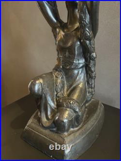 La Belle Specialty Art Deco'Joan of Arc' Spelter 1920s Table Lamp in Great Cond