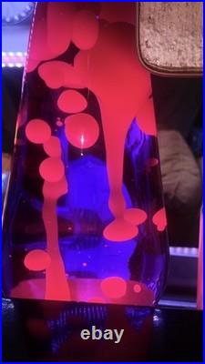 Lava Lamp Grande 27'' pink wax in purple liquid. Absolutely perfect condition