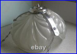 Lovely Original 1930s Art Deco Glass/Chrome Cinema Clam Shell Ceiling Lamp Shade