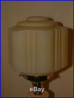 Marblelised Catalin Phenolic Bakelite Lucite Art Deco Lamp Lampe Pink Step Shade