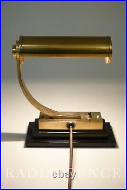 NORMAN BEL GEDDES MODERN STREAMLINE ART DECO MACHINE AGE BRASS TABLE LAMP 1930s