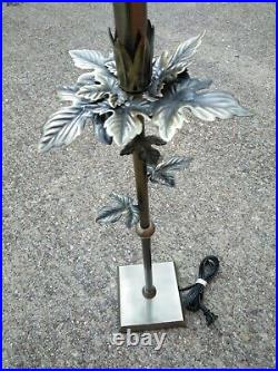 Nice Antique Art Deco bronze Floral Table Lamp