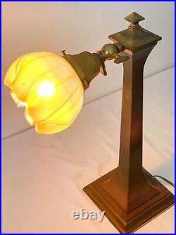 Rare Amronlite 1920's Art Deco Desk Lamp With Candy Ruffled Blown Glass Shade