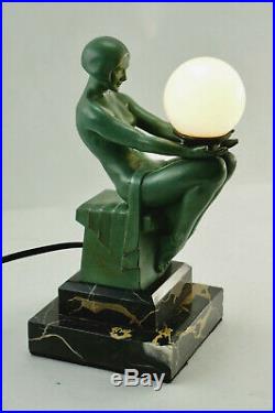 Seltene Max le Verrier Art Deco-Tischlampe, Metallguß, signiert. (3N1)