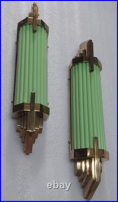 Set of 1 Antique Vintage Art Deco Brass Green Glass Wall Sconce Lamp